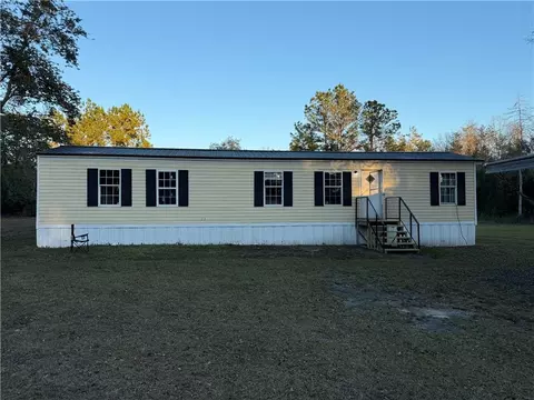 4160 Deerwood Ln, Blackshear, GA 31516