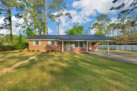 930 Burney Branch Cir, Blackshear, GA 31516