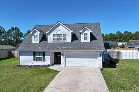 451 Creekside Dr, Saint Marys, GA 31558