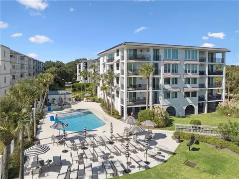 1470 Wood Ave #203, Saint Simons Island, GA 31522