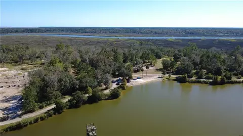 805 Maryanne Lake Cir #15A, Brunswick, GA 31523