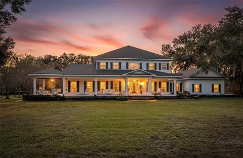 300 Elliott Rd, Waynesville, GA 31566