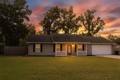 102 W Victoria Blvd, Kingsland, GA 31548