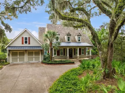 22 Cromley Ct, Saint Simons Island, GA 31522