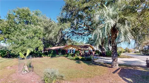 913 N Beachview Dr, Jekyll Island, GA 31527