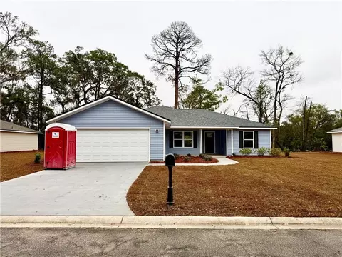 407 Old Mill Dr, Saint Marys, GA 31558