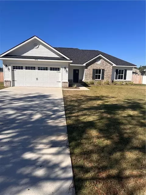 1812 S Palm St, Jesup, GA 31546