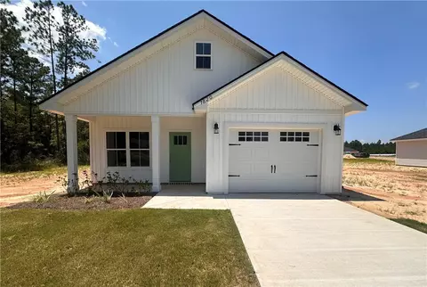 1820 S Palm St, Jesup, GA 31546