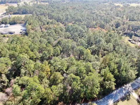 291 Sawdust Trl, Waycross, GA 31503