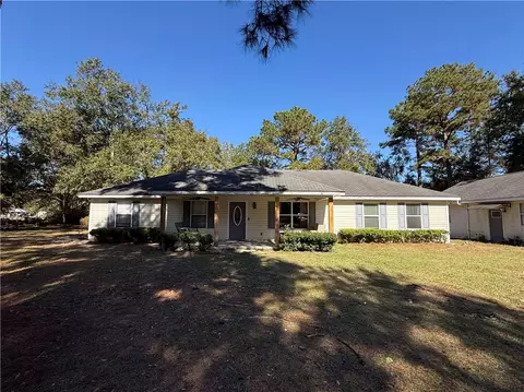 617 Robin Ln, Folkston, GA 31537