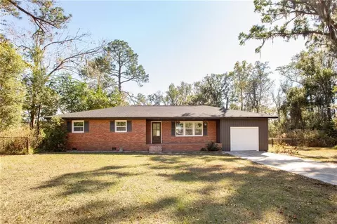 2885 Longwood Rd, Waycross, GA 31503