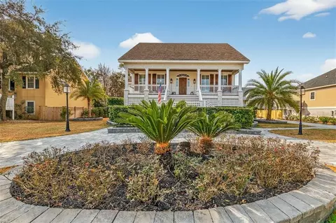 242 Mcintosh Ave, Saint Simons Island, GA 31522