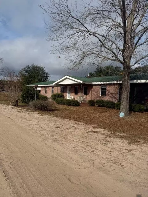 73 Morrison Ln, Folkston, GA 31537