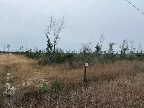 9 22 Rhine Rd, Alma, GA 31510