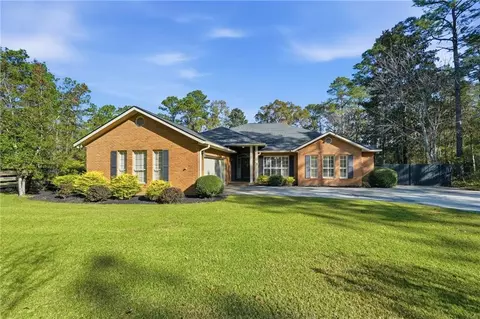 500 Altamaha Rd, Jesup, GA 31545