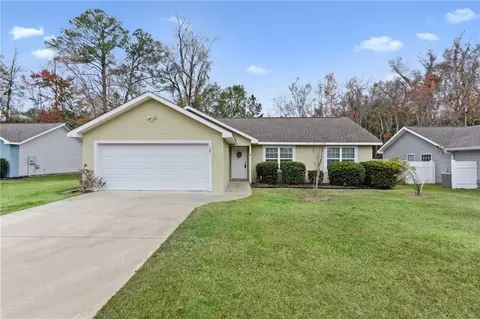 108 Pecan Point Rd W, Brunswick, GA 31525
