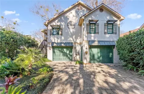 608 Palmetto St, Saint Simons Island, GA 31522