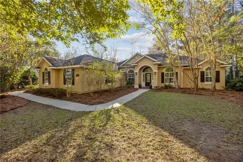 294 Osprey Cir, Saint Marys, GA 31558