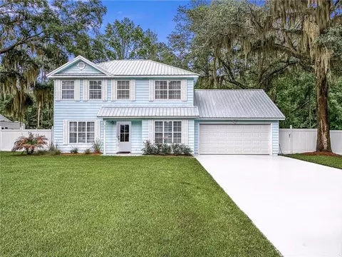 416 S Deals Cir, Woodbine, GA 31569