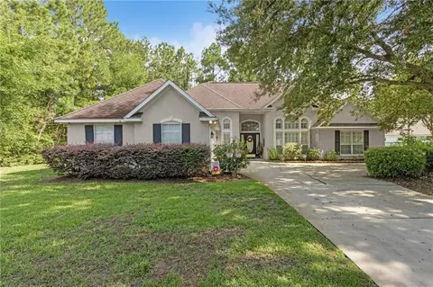 203 Cumberland Dr, Kingsland, GA 31548