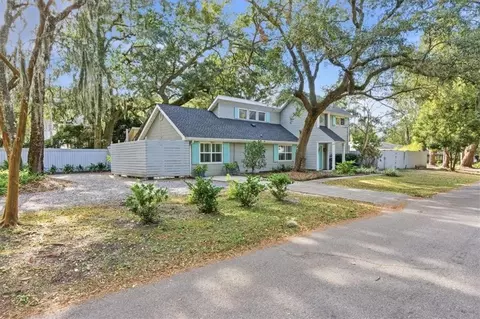241 Broadway St, Saint Simons Island, GA 31522