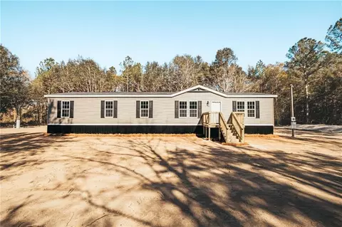 600 N Osceola Trce, Jesup, GA 31545