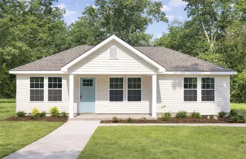 420 Greenleaf St, Blackshear, GA 31516