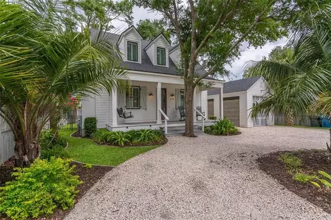 1318 Demere Rd, Saint Simons Island, GA 31522