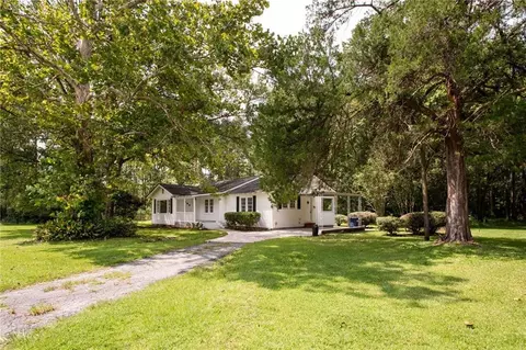 8005 Us Highway 17, Woodbine, GA 31569