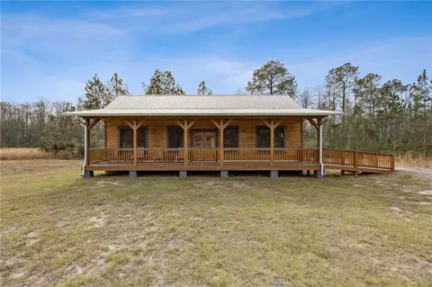 29 Standing Garden Ln, Folkston, GA 31537