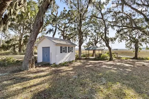 Exterior - 1214 Shell Point Rd NE, Townsend, GA 31331 photo 12 of 16