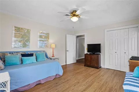 Bedroom - 1214 Shell Point Rd NE, Townsend, GA 31331 photo 3 of 5