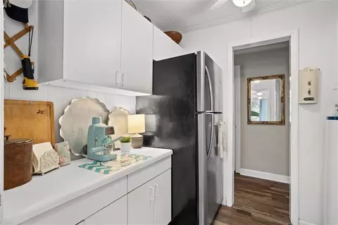 Kitchen - 1214 Shell Point Rd NE, Townsend, GA 31331 photo 6 of 6