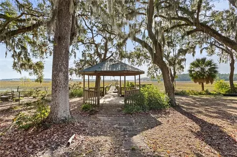 Exterior - 1214 Shell Point Rd NE, Townsend, GA 31331 photo 14 of 16