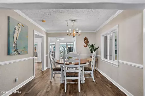 Dining - 1214 Shell Point Rd NE, Townsend, GA 31331 photo 1 of 1