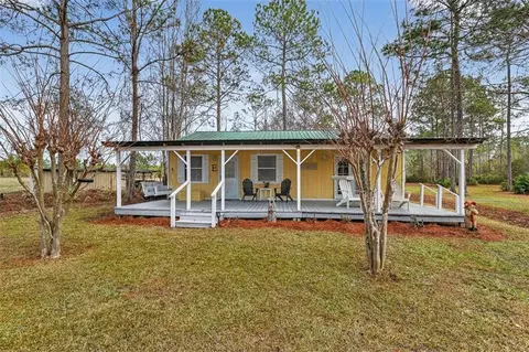 1473 Chesser Ln, Nahunta, GA 31553
