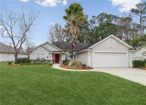 147 Country Walk Cir, Brunswick, GA 31525