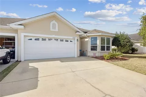 215 Austin Ryan Dr, Kingsland, GA 31548