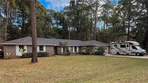 557 Old Plantation Rd, Jekyll Island, GA 31527