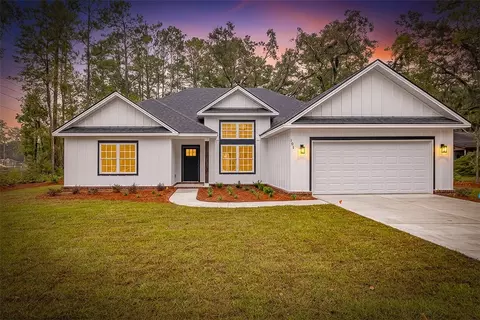 101 Winton Dr, Brunswick, GA 31525