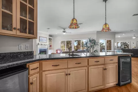 Kitchen - 2017 Sutherland Bluff Dr NE, Townsend, GA 31331 photo 3 of 9