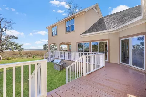 Exterior - 2017 Sutherland Bluff Dr NE, Townsend, GA 31331 photo 8 of 16
