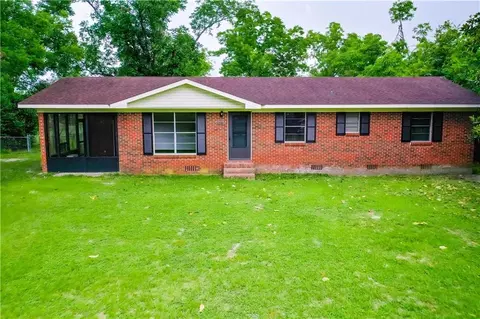 2867 Evergreen Rd, Waycross, GA 31501