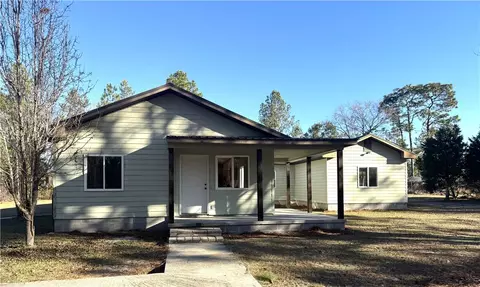 80 Slover Rd, Jesup, GA 31546