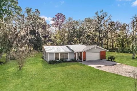 171 Cherry Ln, Brunswick, GA 31523