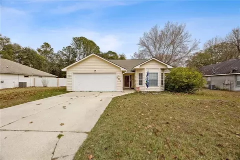 131 Lakeside Dr, Kingsland, GA 31548