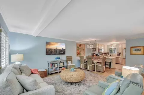 1517 Wood Ave, Saint Simons Island, GA 31522