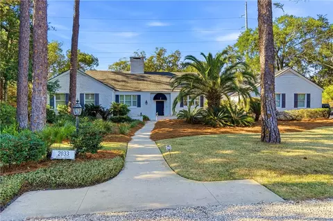 2033 Bruce Dr, Saint Simons Island, GA 31522
