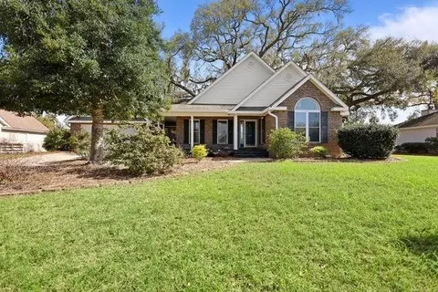 123 Stately Oaks Cir, Brunswick, GA 31523