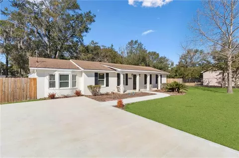 1015 Elbert St, Darien, GA 31305